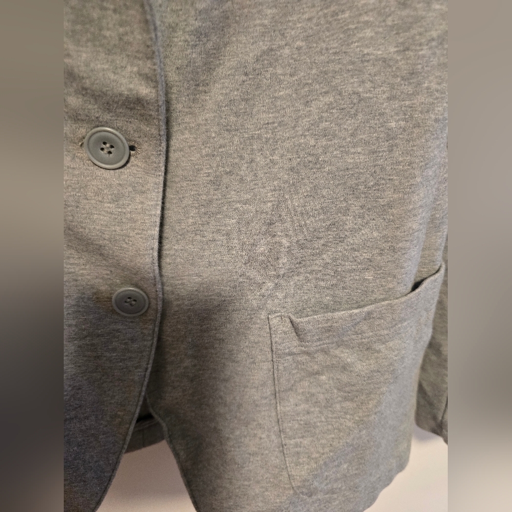 Uniqlo Women's Light Gray Blazer - Picture 6 of 6